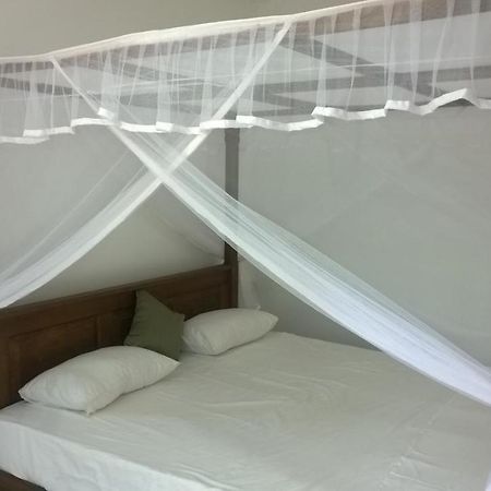 Hotel Augusto @ Midigama-Est Extérieur photo