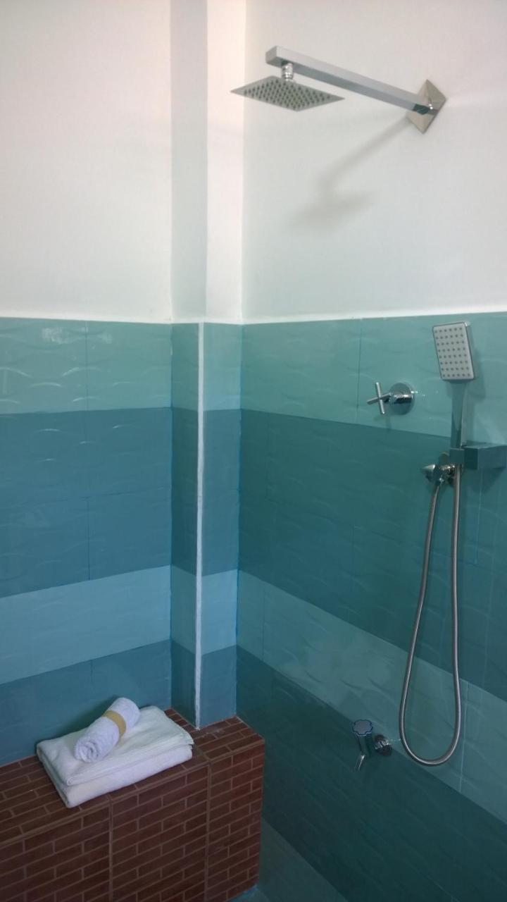 Hotel Augusto @ Midigama-Est Extérieur photo
