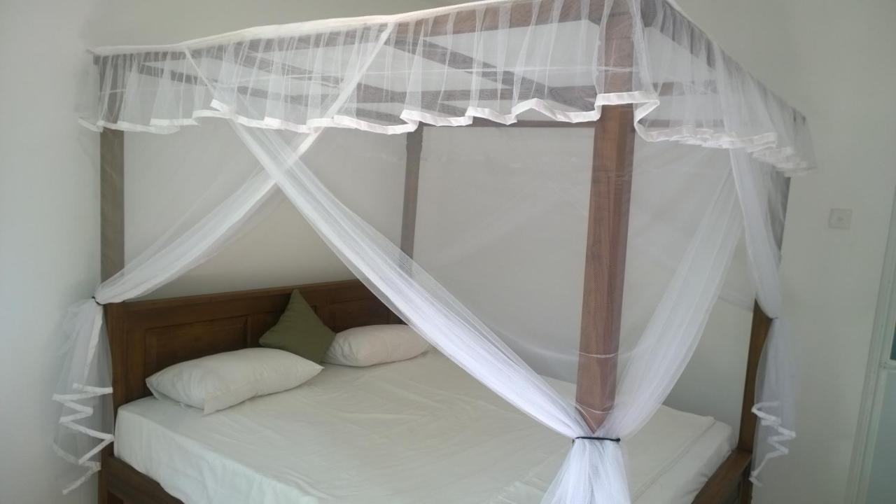 Hotel Augusto @ Midigama-Est Extérieur photo